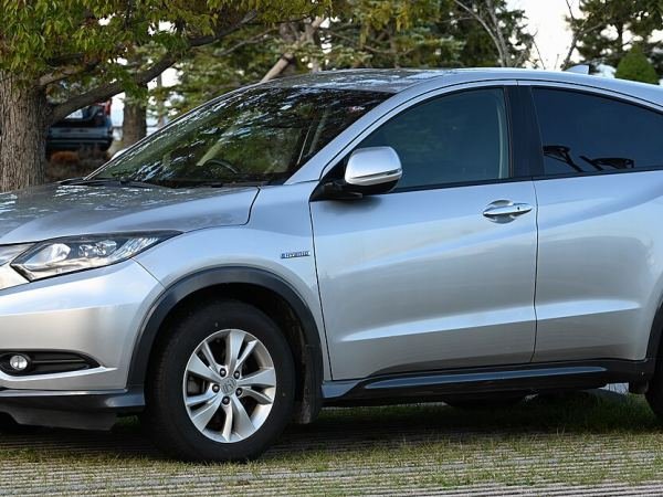 Honda Vezel Hybrid Z 2016 — Fully Loaded