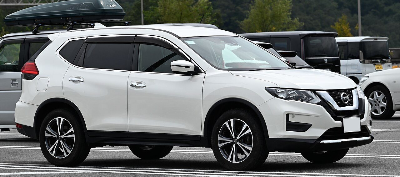 Nissan X-Trail 2015 Hybrid 7 Seater