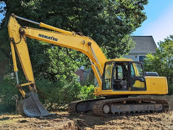 Komatsu PC200-8 Excavator 2012
