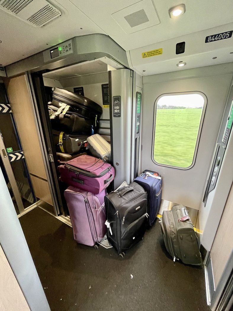 American Tourister Trolley Set (3 pcs)