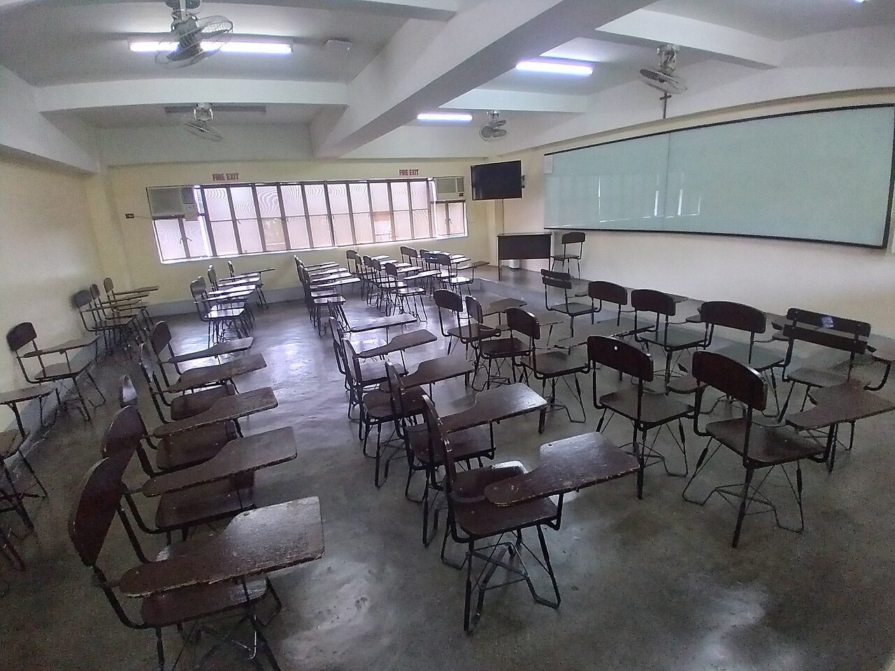 English Teacher for English Medium School